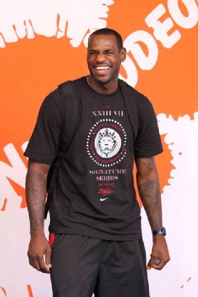 Kespa杯T1与HLE将两度对决（Kespa杯：T1与HLE将上演两番对决）