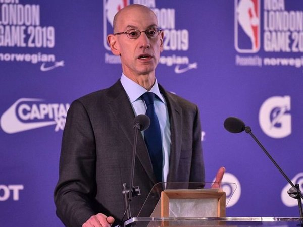 许尔勒：踢球的各种要求让我觉得不是我的生活，所以选择退役（许尔勒：足球的种种要求让我觉得这不是我想要的生活，因而选择退役）