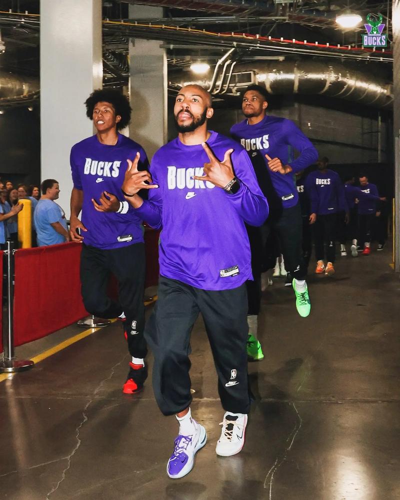 罗体：迪巴拉因发烧缺席罗马的训练，多夫比克恢复跑步练习（罗体：迪巴拉因发烧缺席罗马训练，多夫比克重启跑步训练）