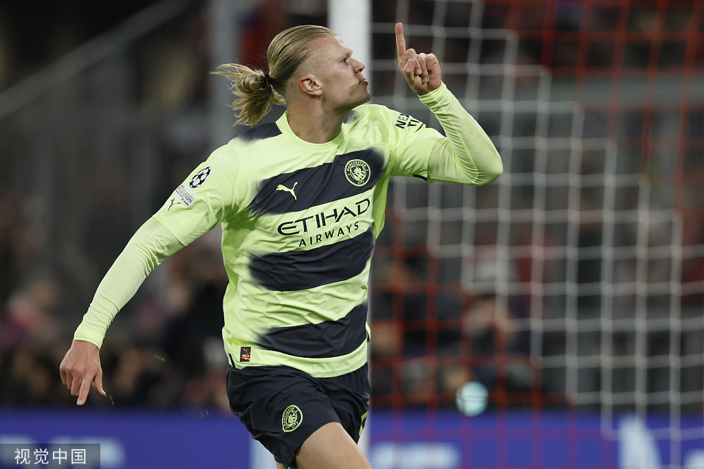 泰州队门将戴曜城谈苏超夺冠：我们值得冠军，泰州人民过年了（泰州队门将戴曜城评苏超封王：冠军实至名归，泰州举城同庆）