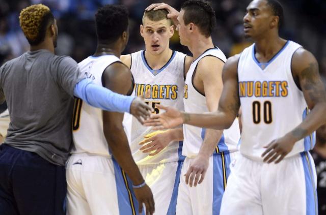 前进之鹰球员因嘲讽施蒂勒鼻子被罚款500欧，现已公开道歉（因嘲笑施蒂勒鼻子遭罚500欧，前进之鹰球员已公开道歉）